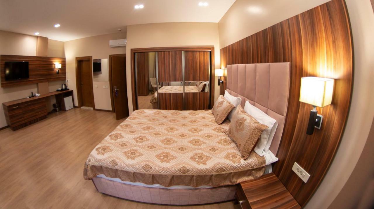 Irshad Hotel Баку Екстериор снимка