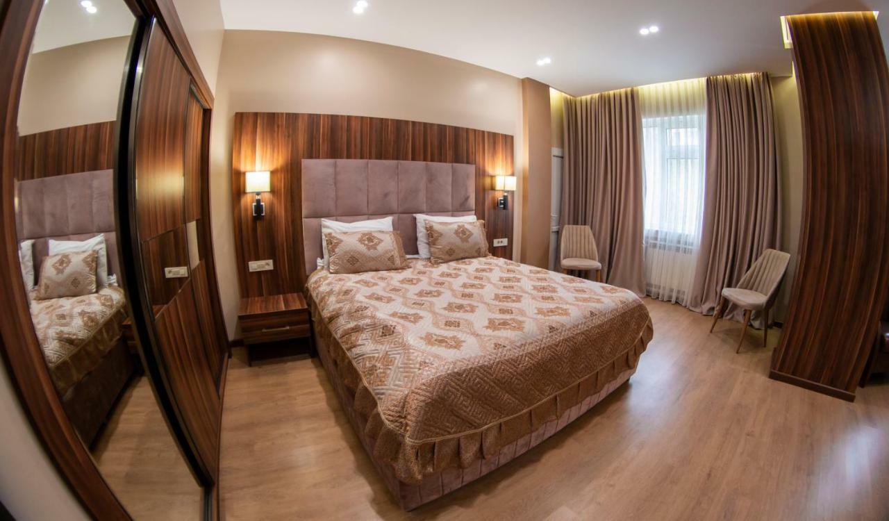 Irshad Hotel Баку Екстериор снимка